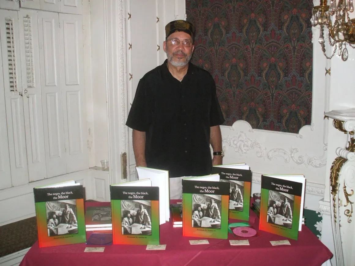 Archival image from Rommani’s Earthly Journey gallery
