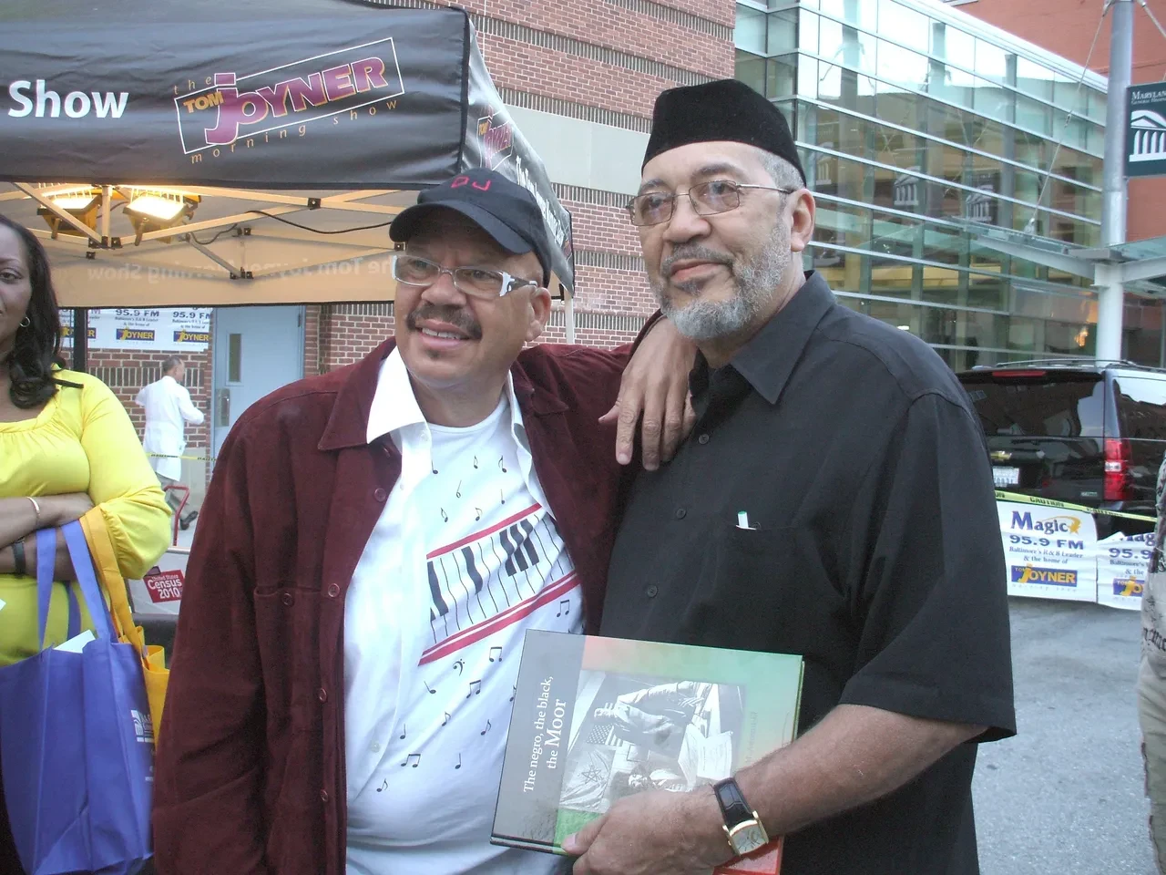 Archival image from Rommani’s Earthly Journey gallery